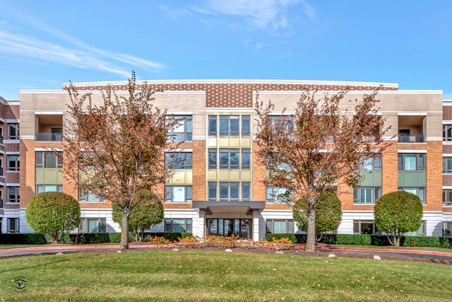 1000 Village Center Drive 105, Burr Ridge