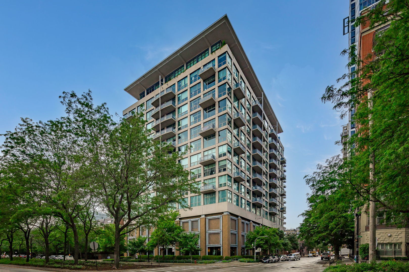 Photo of Listing #12497769