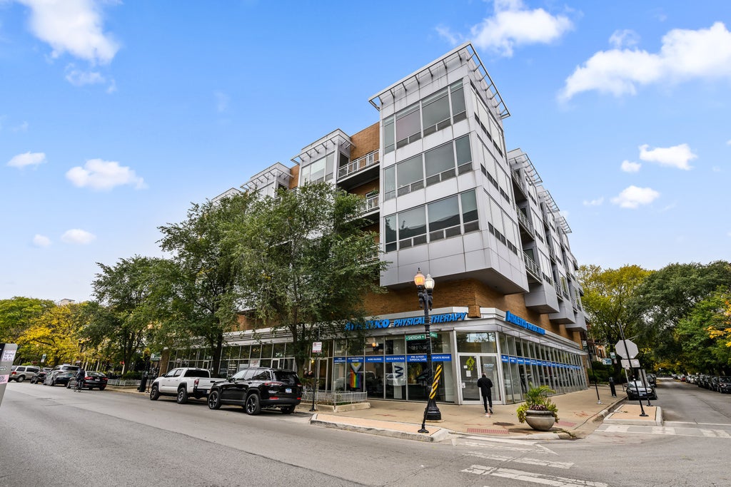 3920 North Sheridan Avenue 502, Chicago, 60613