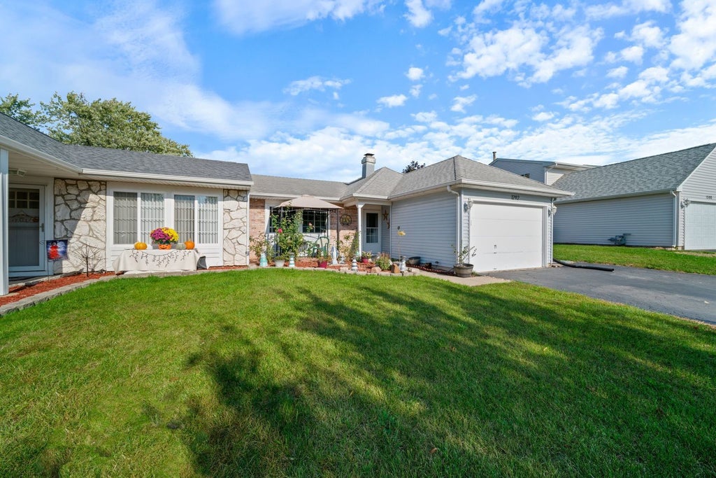1292 Inverness Drive, Elgin