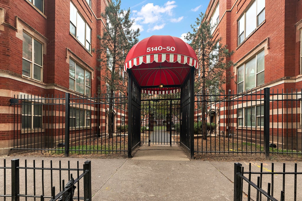 5150 South King Drive 2a, Chicago