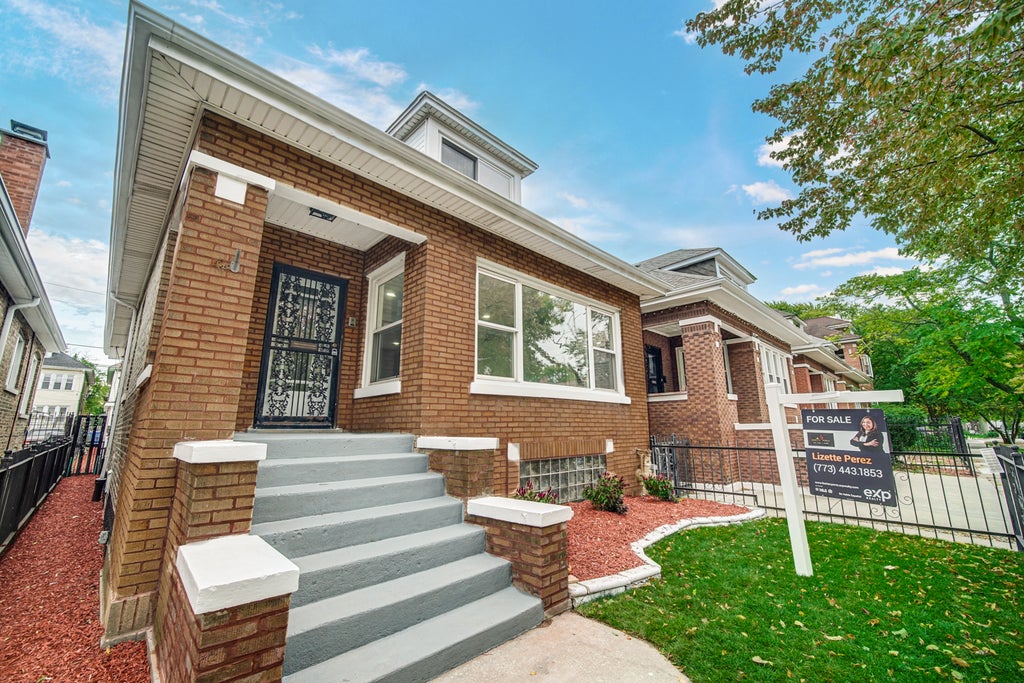6741 South Maplewood Avenue, Chicago, 60629