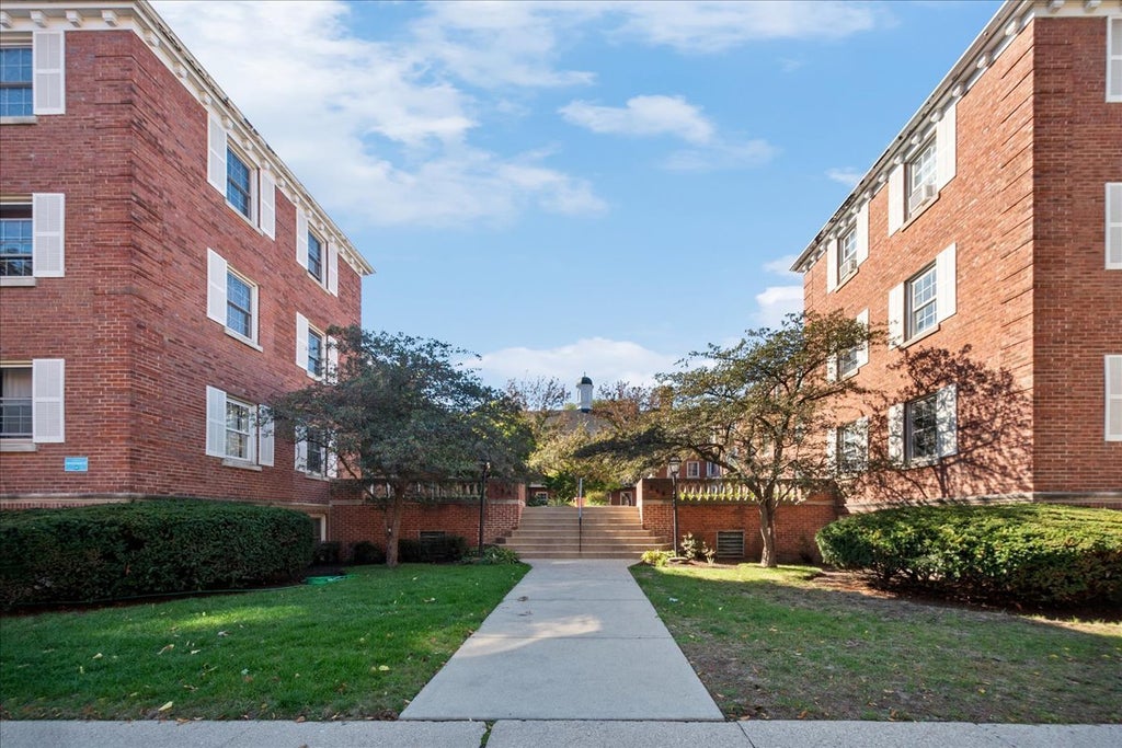 340 Ridge Avenue 1, Evanston, 60202