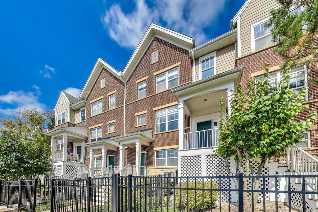 480 West Wood Street, Palatine