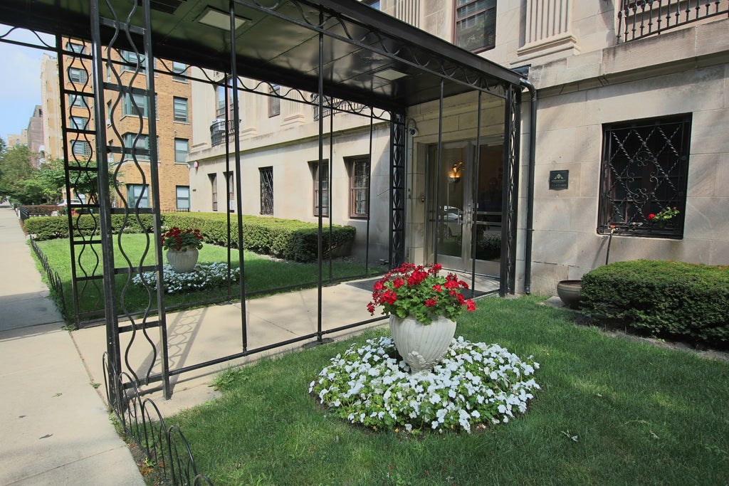 5000 North Marine Drive 6c, Chicago, 60640