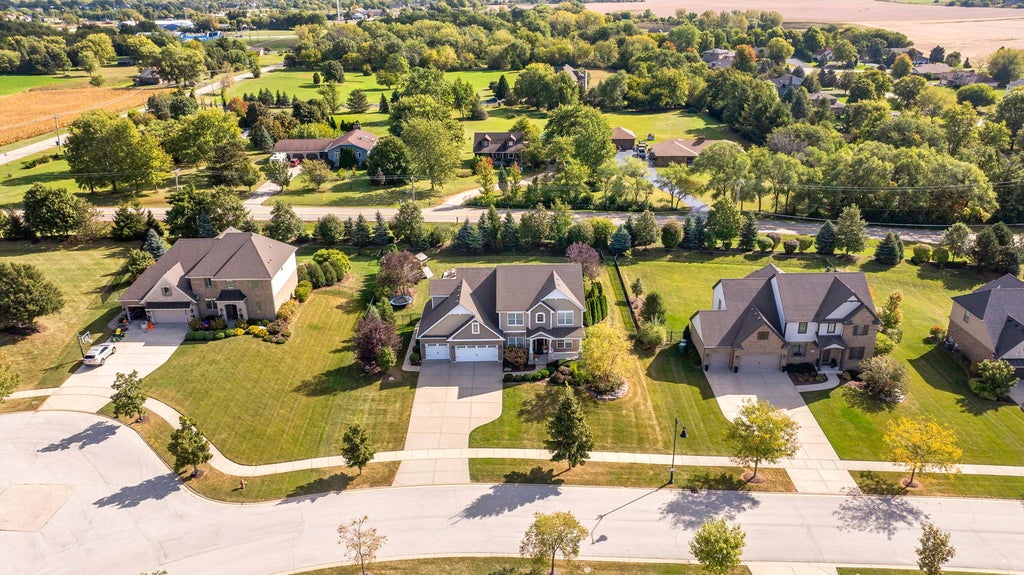 15165 South Ginger Lane, Homer Glen