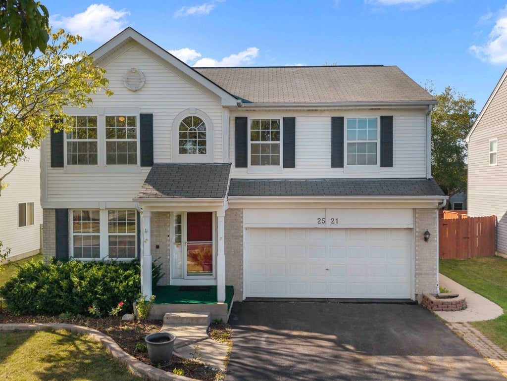 2521 Waterford Lane, Lake In The Hills