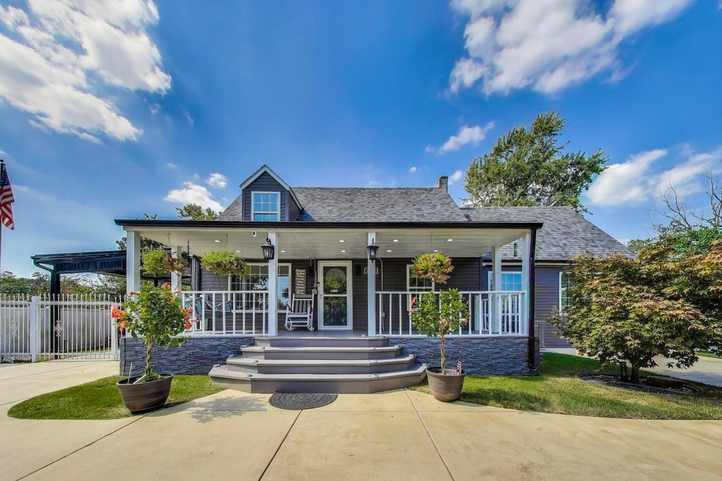 10440 South 75th Court, Palos Hills