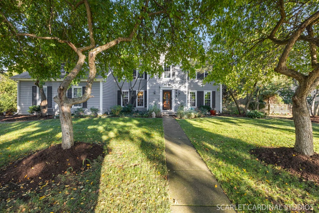 856 Cardiff Road, Naperville