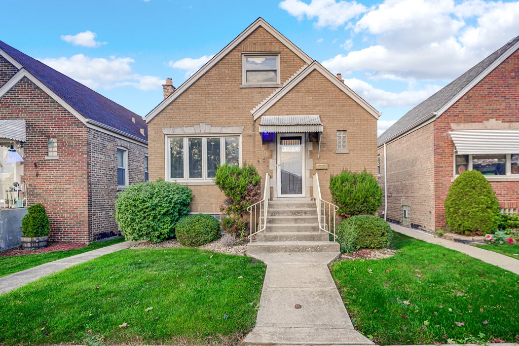 5248 South Narragansett Avenue, Chicago