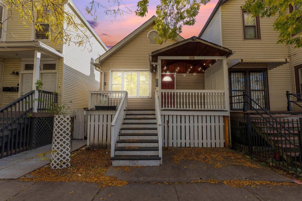 1641 North Kedzie Avenue, Chicago, 60647