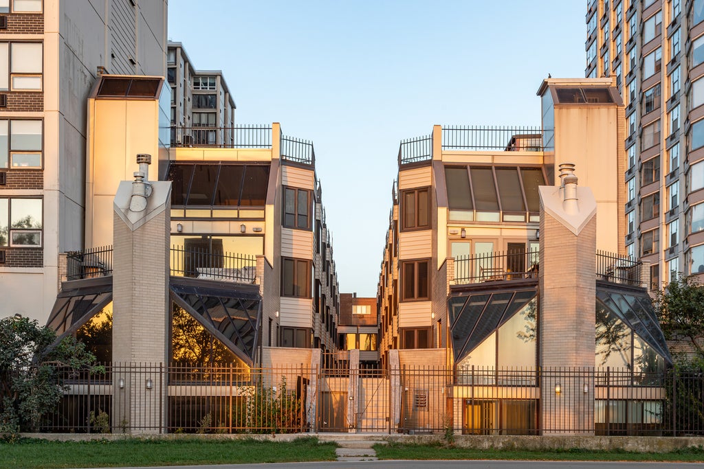 5747 North Sheridan Road Gh, Chicago, 60660