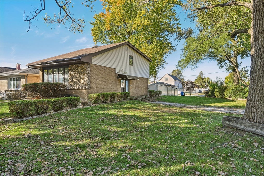 13002 South Brandon Avenue, Chicago