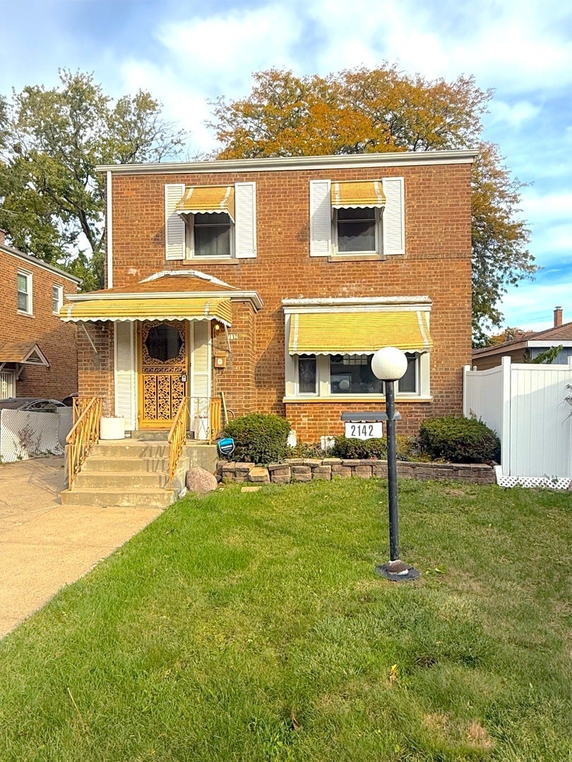 2142 West 77th Place, Chicago