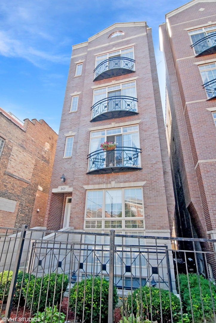 2623 West Belmont Avenue 3, Chicago