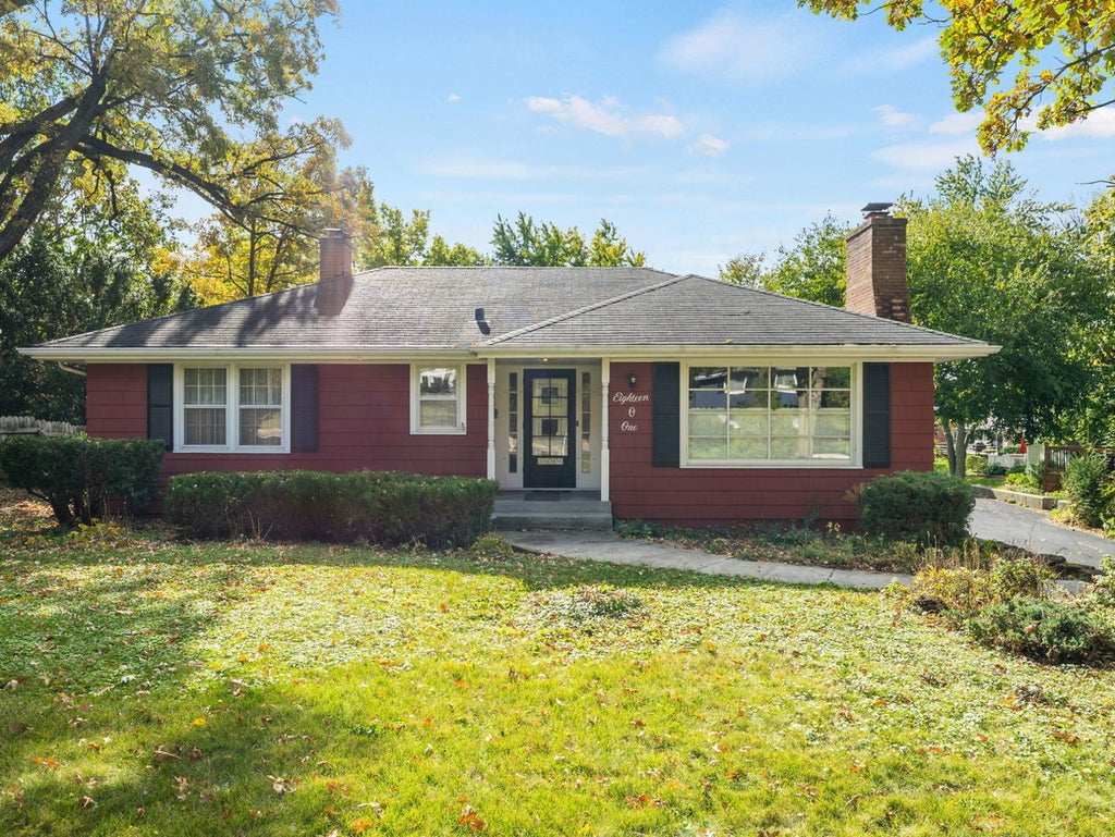 1801 Prairie Avenue, Downers Grove