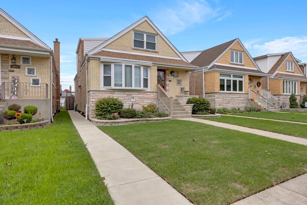 6020 South Nashville Avenue, Chicago