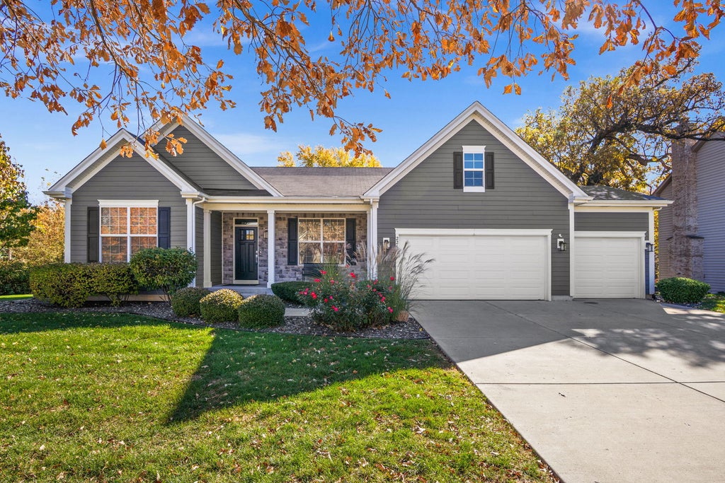 226 Risch Court, West Chicago