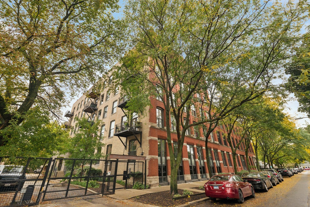 2511 West Moffat Street 101, Chicago, 60647