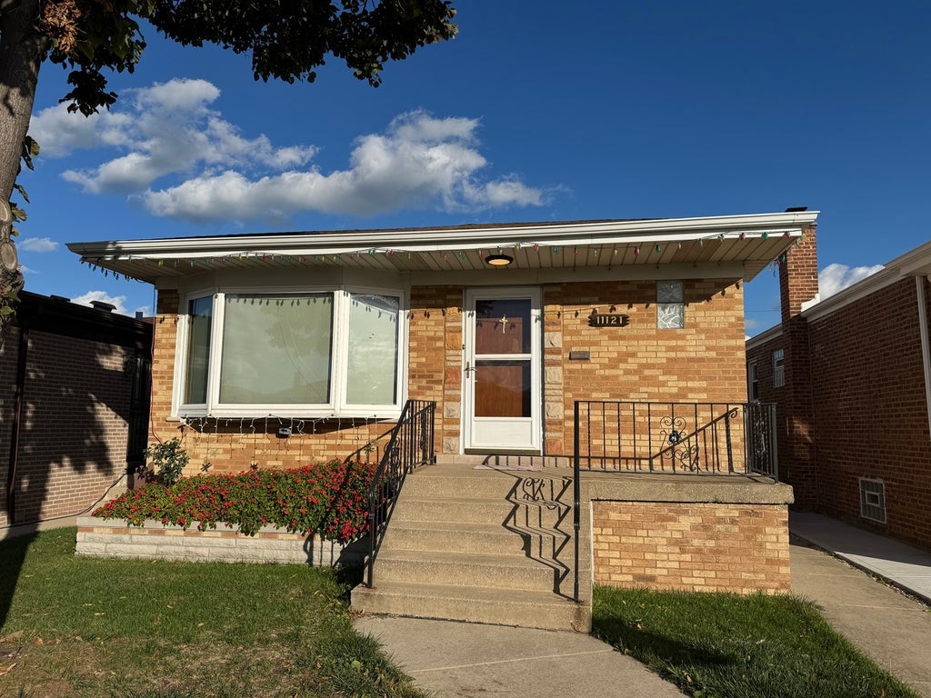 11121 South Avenue L, Chicago, 60617