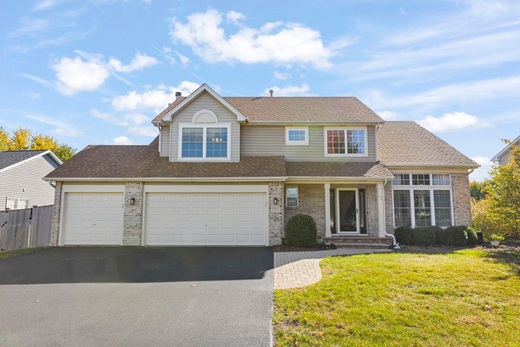 760 Churchill Lane, Oswego