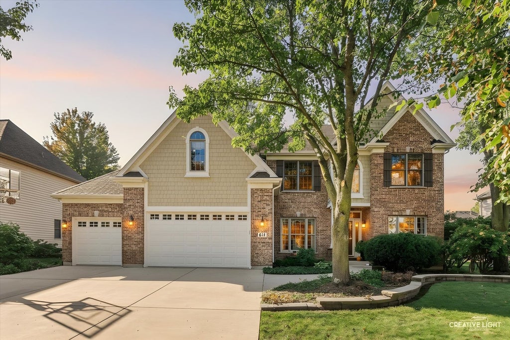 611 Pine Street, Sugar Grove