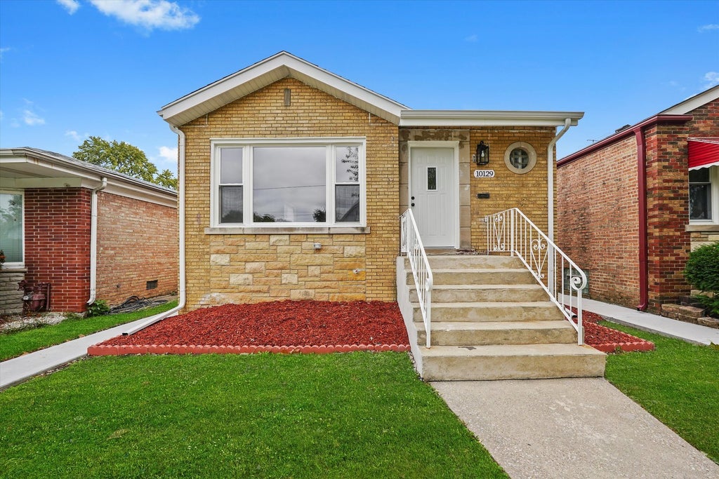 10129 South Indiana Avenue, Chicago, 60628