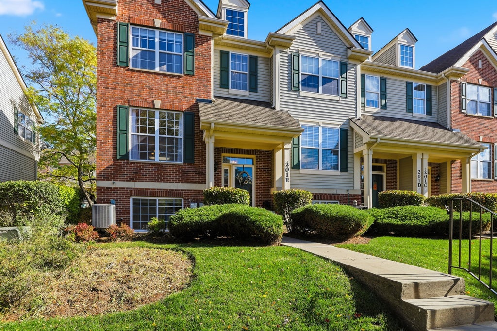 201 North Louis Street E, Mount Prospect