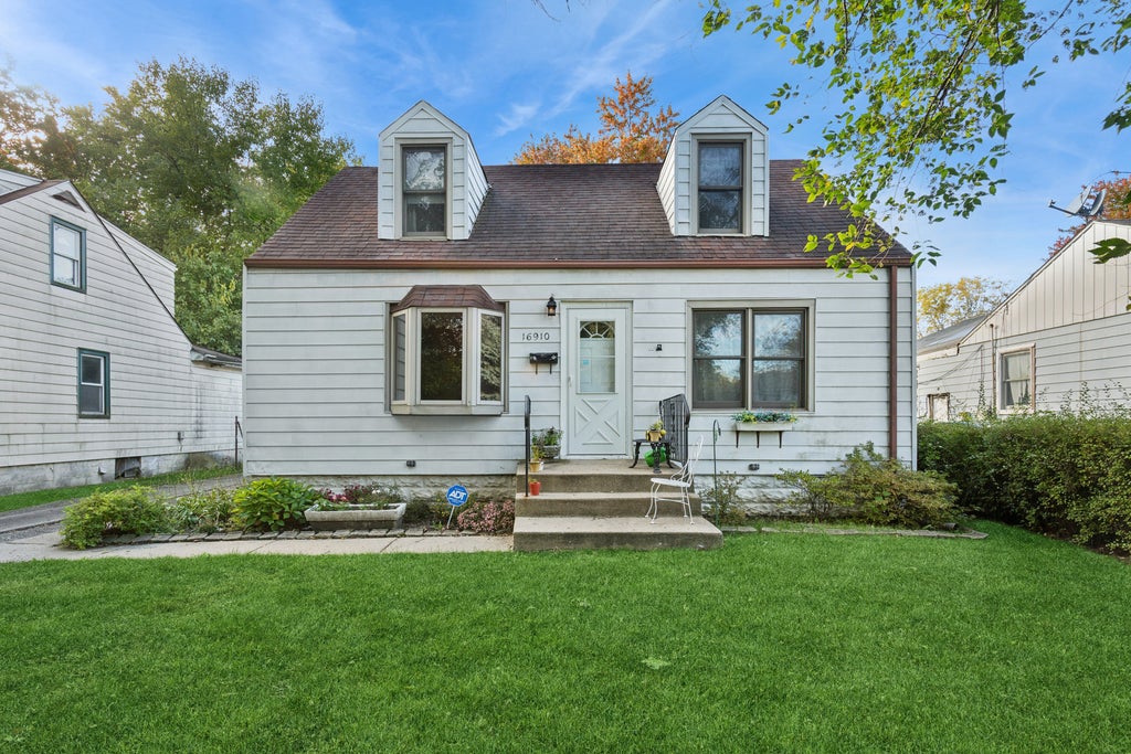 16910 Head Avenue, Hazel Crest