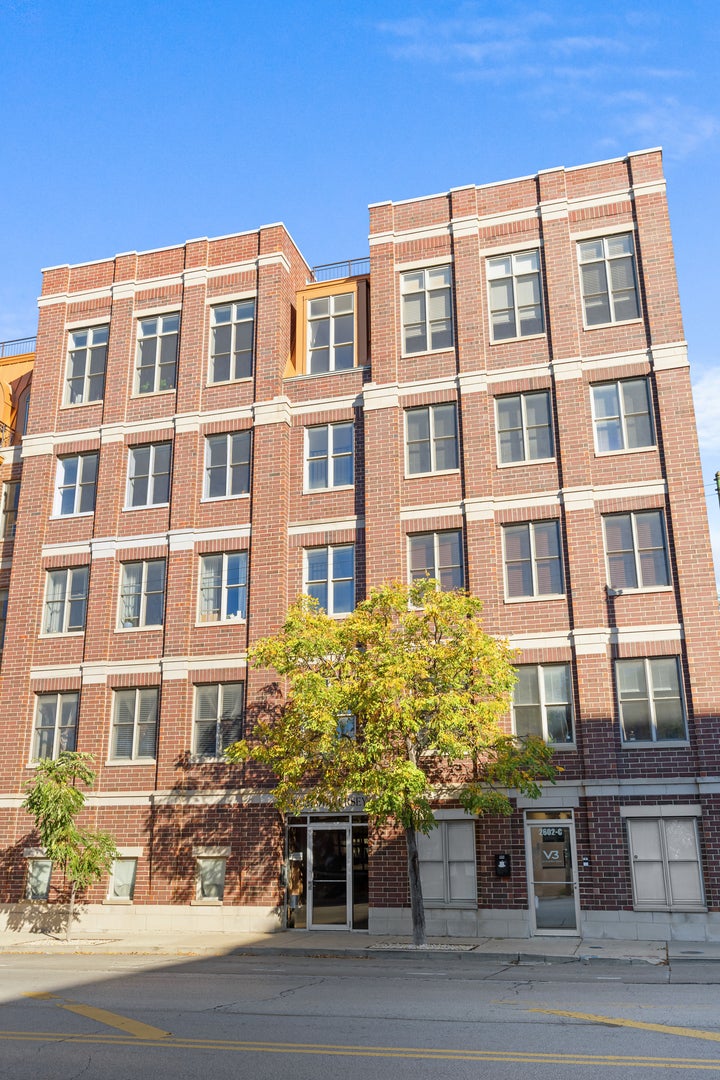 2602 West Diversey Avenue 402, Chicago