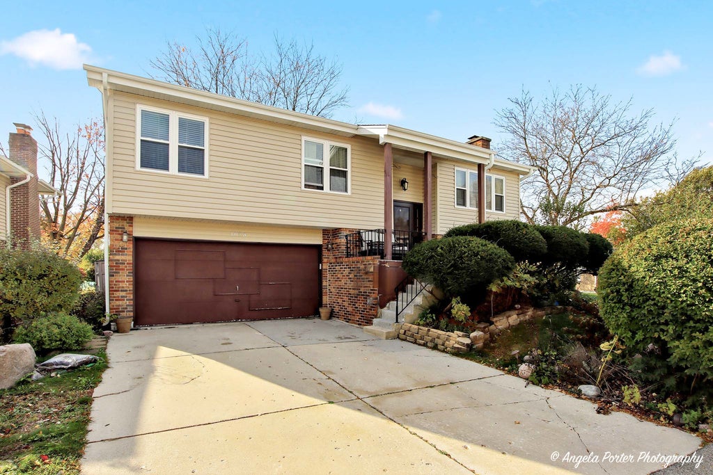 1073 Poplar Court, Lake Zurich