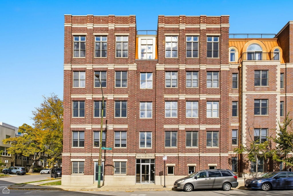 2622 West Diversey Avenue 501, Chicago, 60647