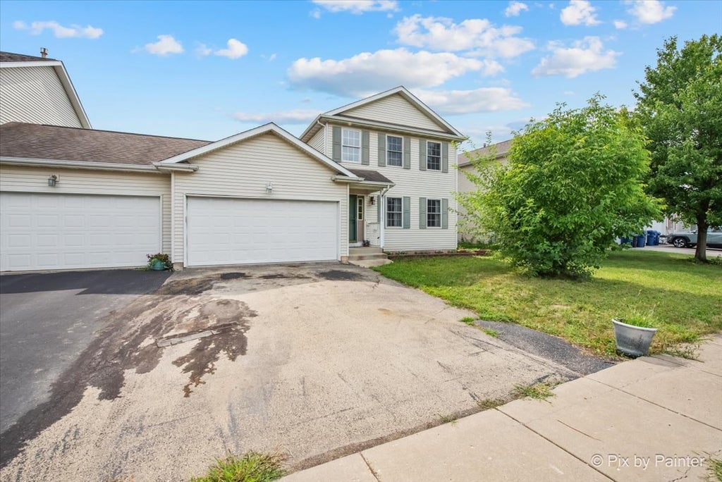 1548 Moluf Street, DeKalb