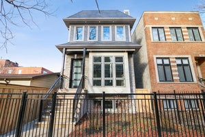 2127 West Huron Street, Chicago