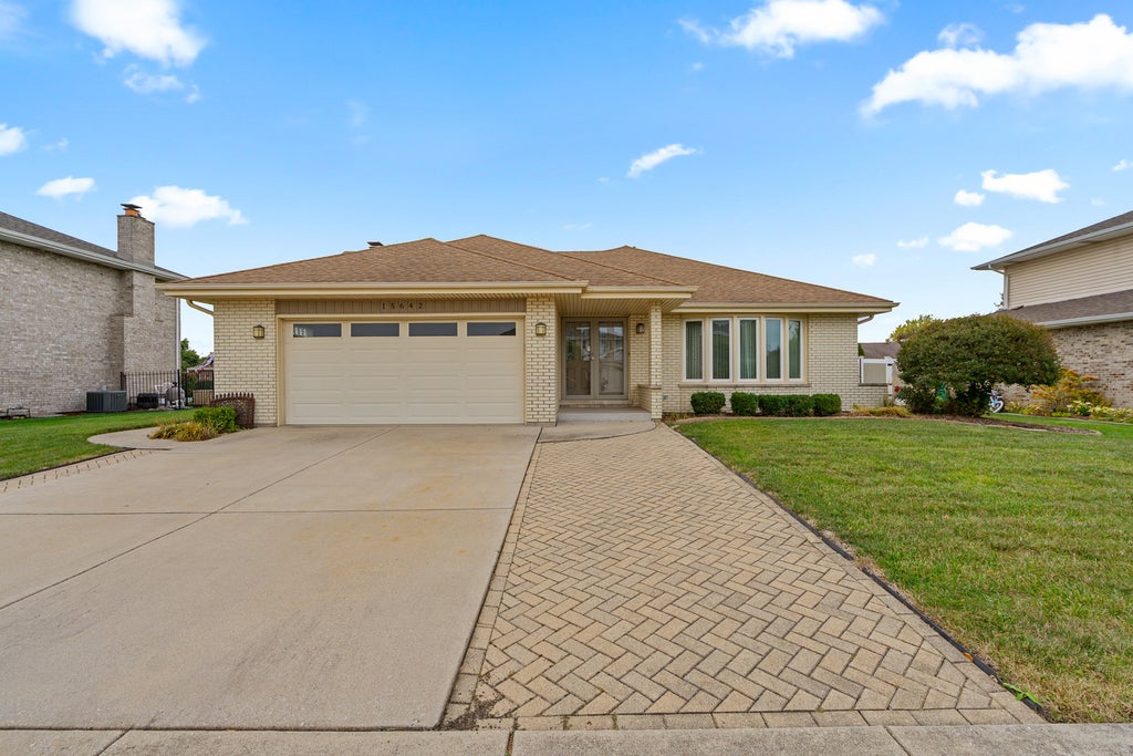 15642 Plum Tree Drive, Orland Park