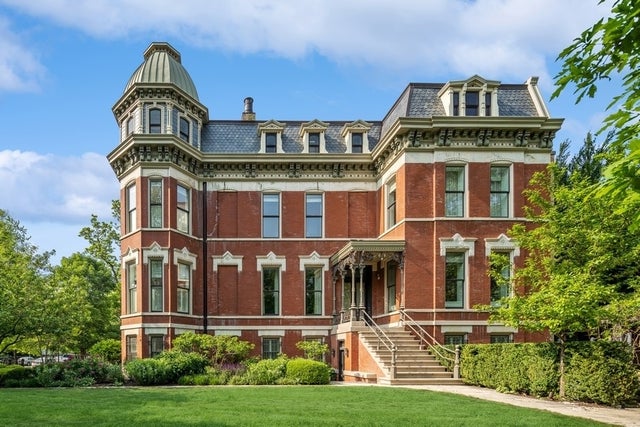 1407 North Hoyne Avenue, Chicago