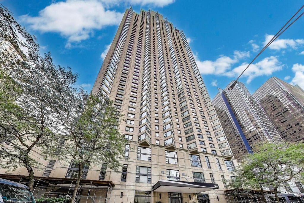 401 East Ontario Street 309, Chicago, 60611