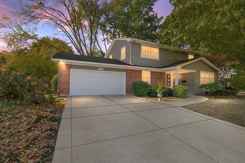 1666 Lin Lor Court, Elgin