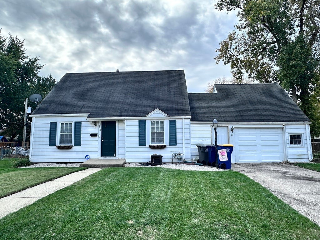 490 South Alfred Avenue, Elgin