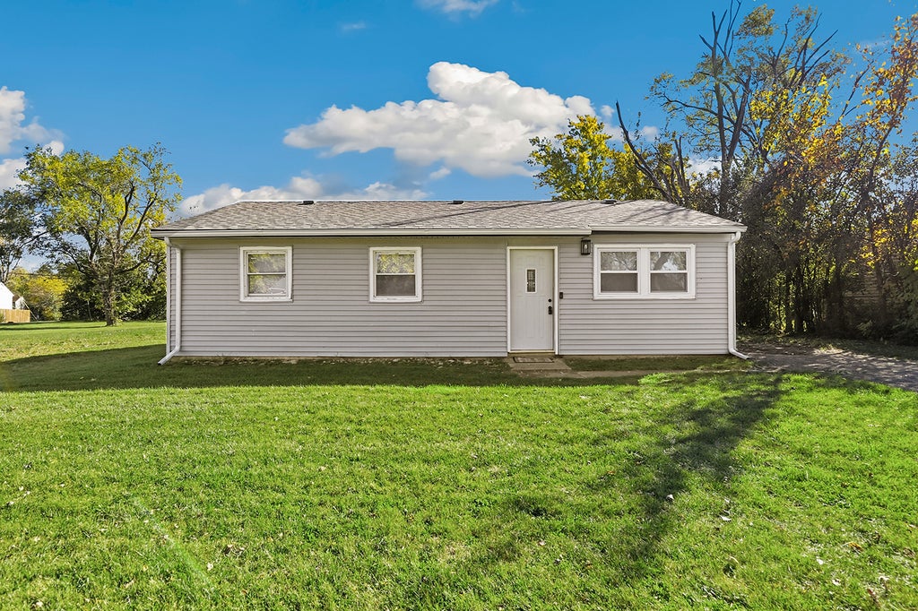 1941 Cambridge Street, Chicago Heights