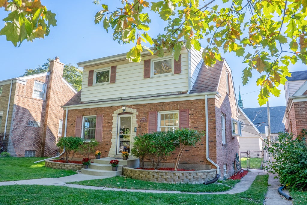 5205 North Osceola Avenue, Chicago