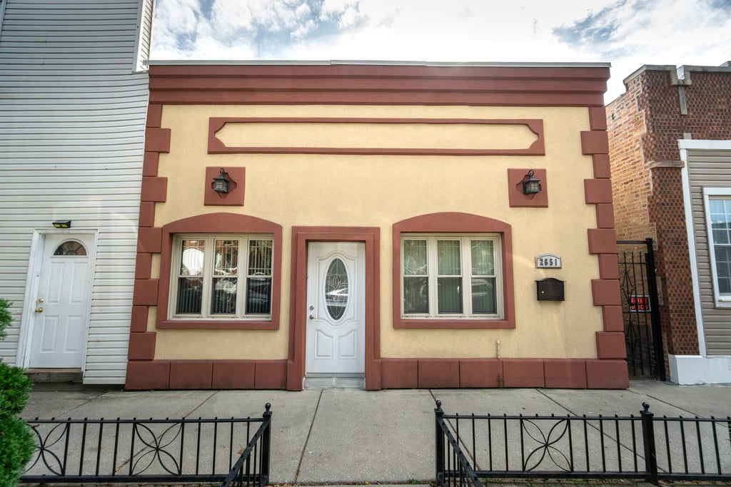 2651 West Pope John Paul Ii Drive, Chicago