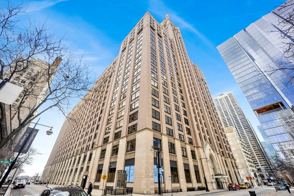 680 North Lake Shore Drive 518, Chicago, 60611