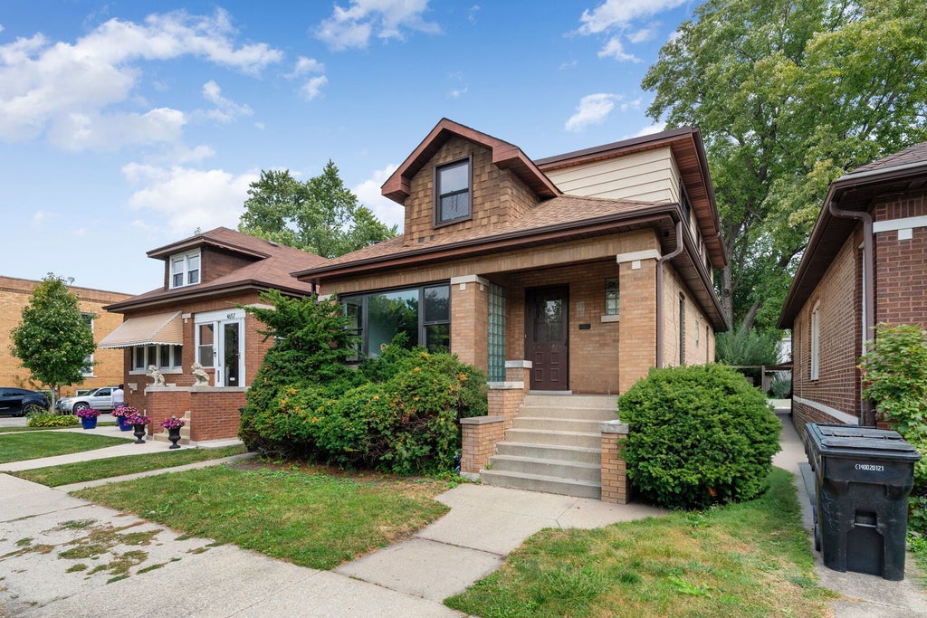 4655 North Keating Avenue, Chicago