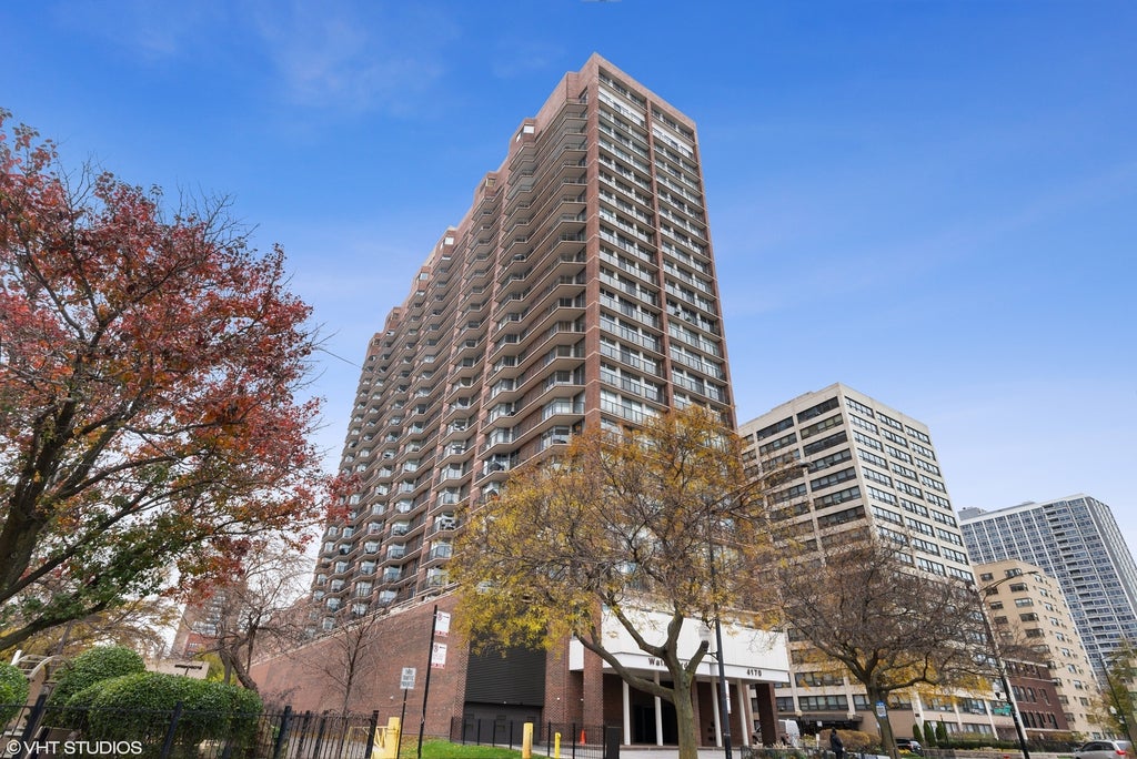 4170 North Marine Drive 18f, Chicago, 60613