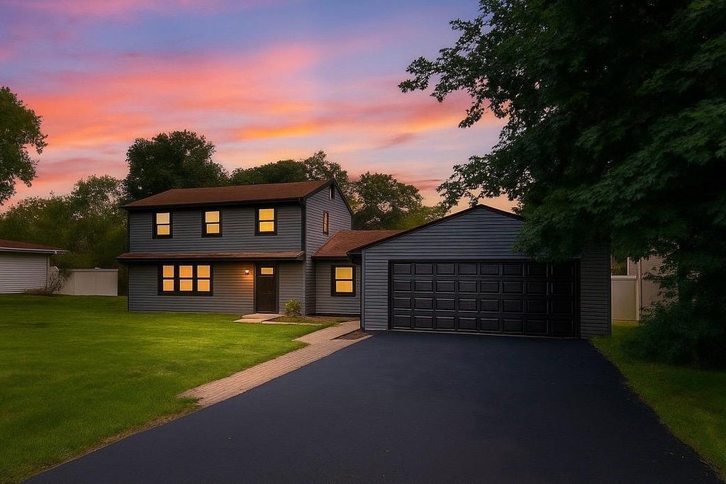 4n327 7th Avenue, Addison