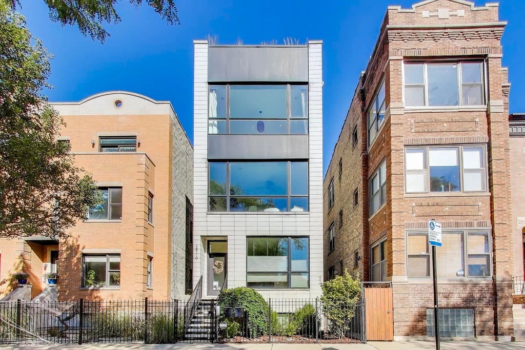 2910 West Palmer Street 2, Chicago, 60647