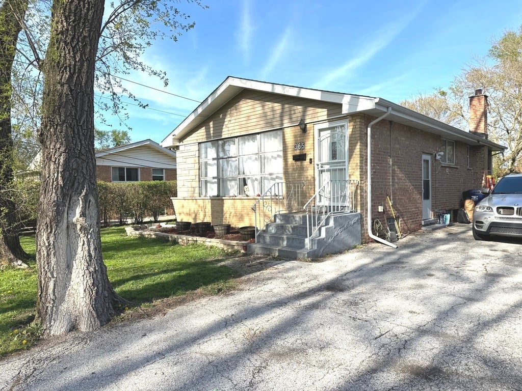 365 Sherry Lane, Chicago Heights