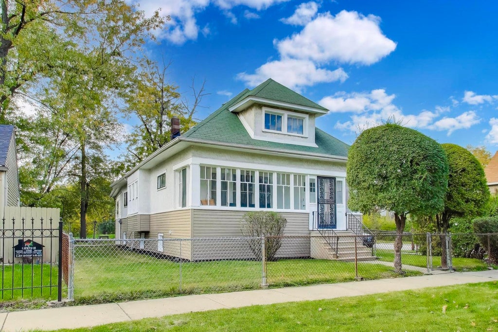 10100 South Parnell Avenue, Chicago