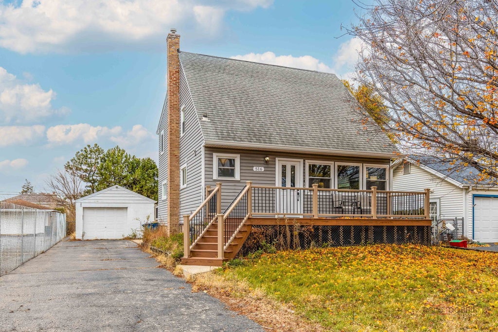 516 North Emroy Avenue, Elmhurst